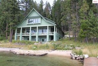 32 Woodys Point Rd, Coolin, ID 83821
