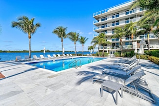2560 S Ocean Blvd Unit 206, Palm Beach, FL 33480