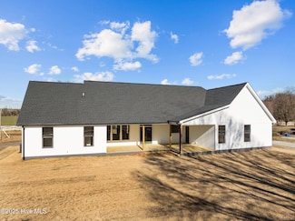 1104 Soundside, Edenton, NC 27932