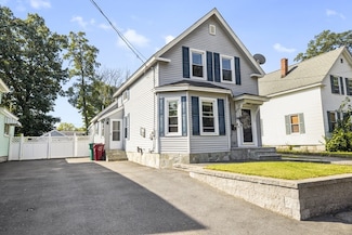 70 Billings St, Lowell, MA 01850