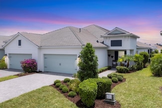 2631 Sapphire Blue Ln, Bradenton, FL 34211