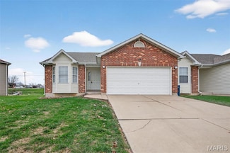 1047 Arlington Way, Warrenton, MO 63383