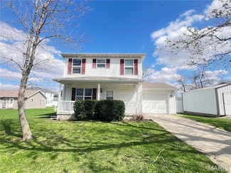 314 N Hickory St, Pana, IL 62557