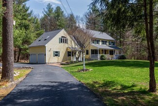 5 Laurel Tree Dr, Foxboro, MA 02035
