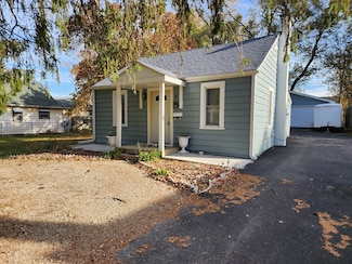 112 Anderson Ave, Joliet, IL 60433