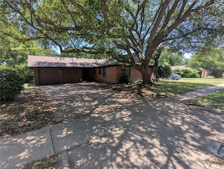2816 Westfield Ave, Fort Worth, TX 76133