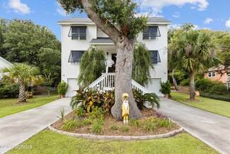 8626 Reed Dr, Emerald Isle, NC 28594