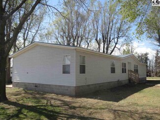2270 Avenue T, Sterling, KS 67579