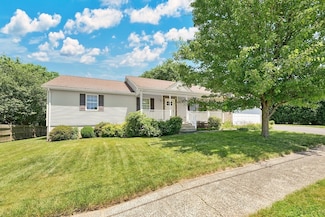 16 Amherst St, Chicopee, MA 01013