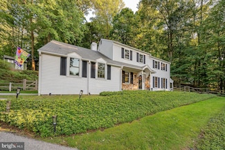 3218 Sawmill Rd, Newtown Square, PA 19073