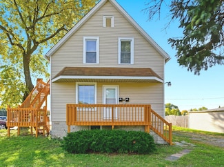 7635 W Foster Ave, Chicago, IL 60656