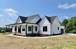 3399 E Maiden Rd Unit 3, Maiden, NC 28650