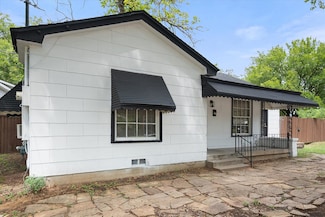 3837 Earl St, Fort Worth, TX 76111