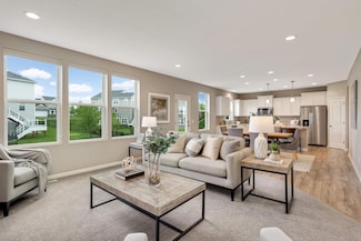 5010 Sandpebble Ln, Woodbury, MN 55129