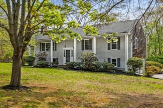 11 Williamsburg Ln, Scituate, MA 02066