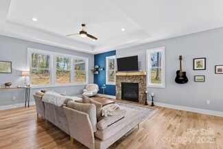 209 Fall Leaves Dr, Fairview, NC 28730