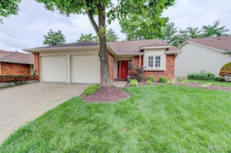 12938 Autumn View Dr, Saint Louis, MO 63146