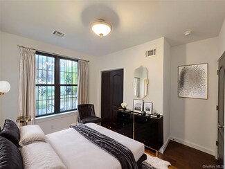 151 Noll St, Brooklyn, NY 11206