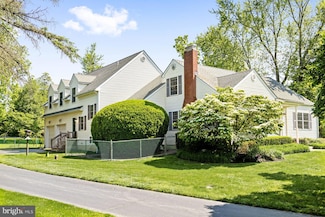 25 Orchard Ave, Pennington, NJ 08534