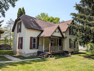 112 Howard St, Gobles, MI 49055