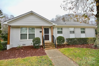 6801 Barrington Dr, Charlotte, NC 28215