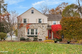 21 Roweland Ave, Delmar, NY 12054
