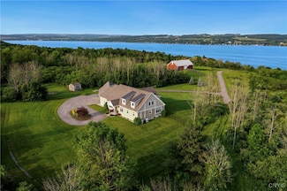 2890 E Lake Rd, Skaneateles, NY 13152