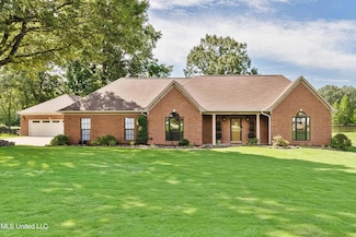 2075 Wood Hill Dr, Horn Lake, MS 38637