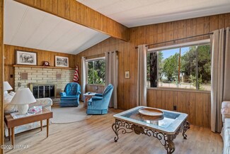 2153 Cottontail Rd, Overgaard, AZ 85933