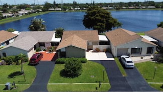 5373 Mirror Lakes Blvd, Boynton Beach, FL 33472