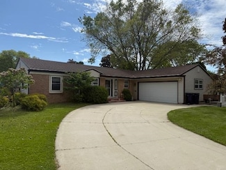 1035 Harmony Cir SW, Janesville, WI 53545