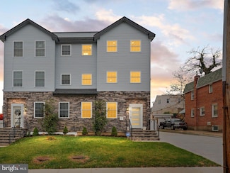 1214 Roosevelt Dr, Havertown, PA 19083