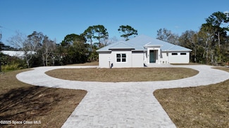 1611 Lara St NE, Palm Bay, FL 32907