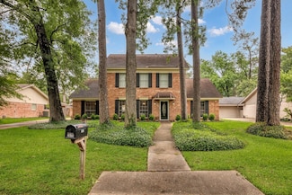 2015 River Falls Dr, Kingwood, TX 77339