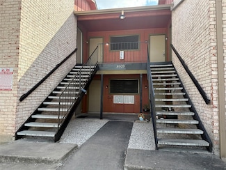 8909 Parkfield Dr Unit 102, Austin, TX 78758