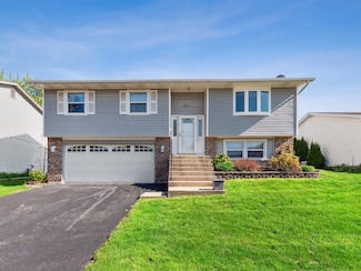 54 W Nevada Ave, Glendale Heights, IL 60139