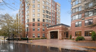 2220 Fairfax Dr Unit 707, Arlington, VA 22201