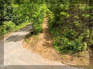 2119 Spurling Rd, Sevierville, TN 37862