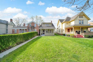 212 W Chicago Blvd, Tecumseh, MI 49286