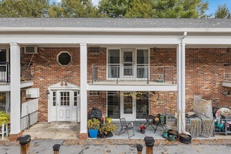 100 Kennedy Dr Unit 62, South Burlington, VT 05403