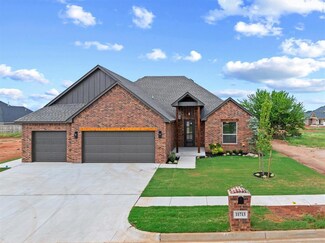 11713 NW 105th St, Yukon, OK 73099