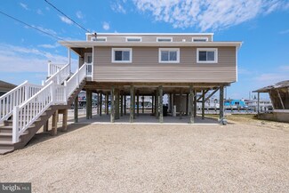 25 Anglers Rd, Little Egg Harbor Township, NJ 08087