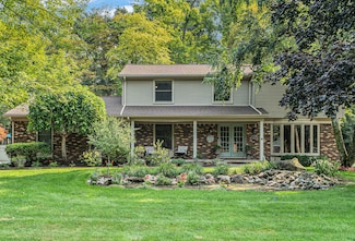 53288 Sherwood Ln, Shelby Township, MI 48315