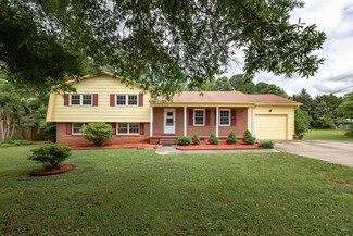 3234 16th St NE, Hickory, NC 28601