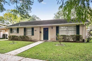 2019 Easter Ln, New Orleans, LA 70114