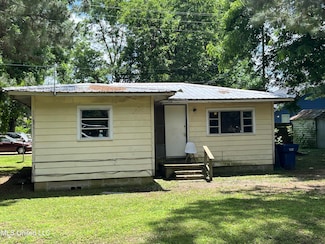115 Ozbirn St, Batesville, MS 38606