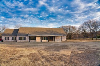 11252 Burkhart Rd, Marietta, OK 73448