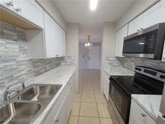 5303 Summerlin Rd Unit 310, Fort Myers, FL 33919