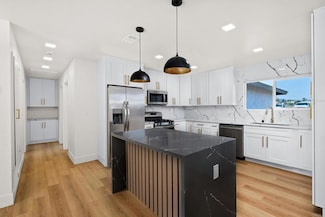 3637 9th St, San Marcos, CA 92078
