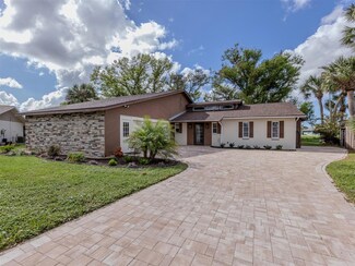 1141 Sleepy Hollow Ct, Venice, FL 34285